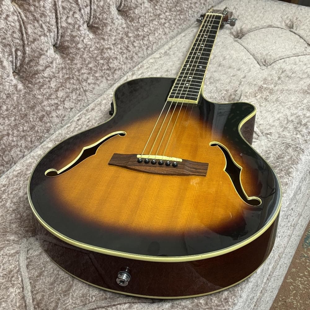 希少 ジュノ JUNO EA-50FC/TBS エレアコ アコースティックギター