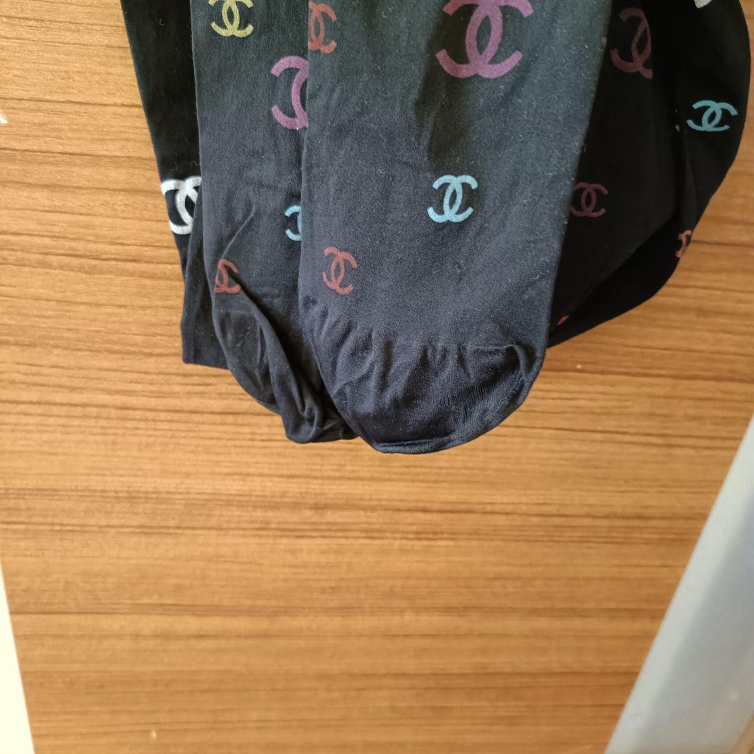CHANELロゴプリントタイツ　サイズ　2　タグなし