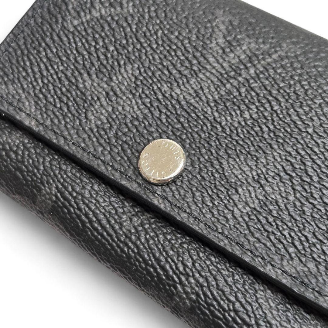 ヴィトン モノグラムエクリプス ミュルティクレ 6連キーケース RFID搭載