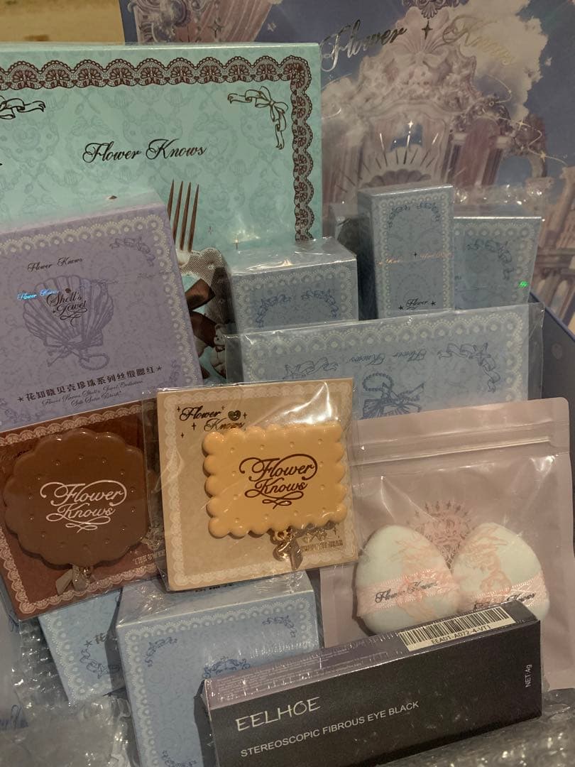 フラワーノーズ豪華13点➕限定バッグ付き‼【ボックス訳あり】