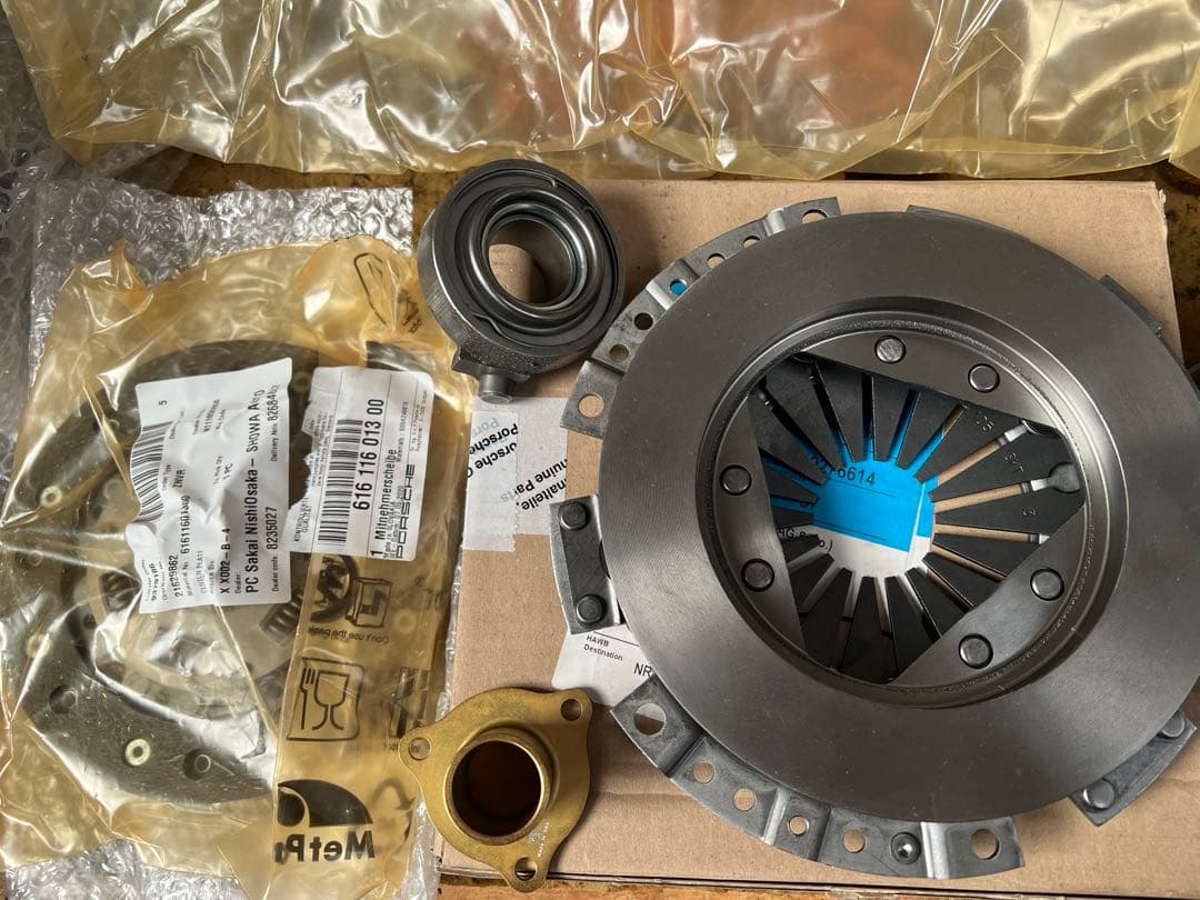 ポルシェ　356 純正　クラッチ　新品