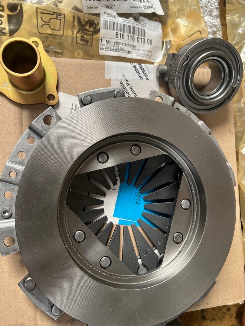 ポルシェ　356 純正　クラッチ　新品