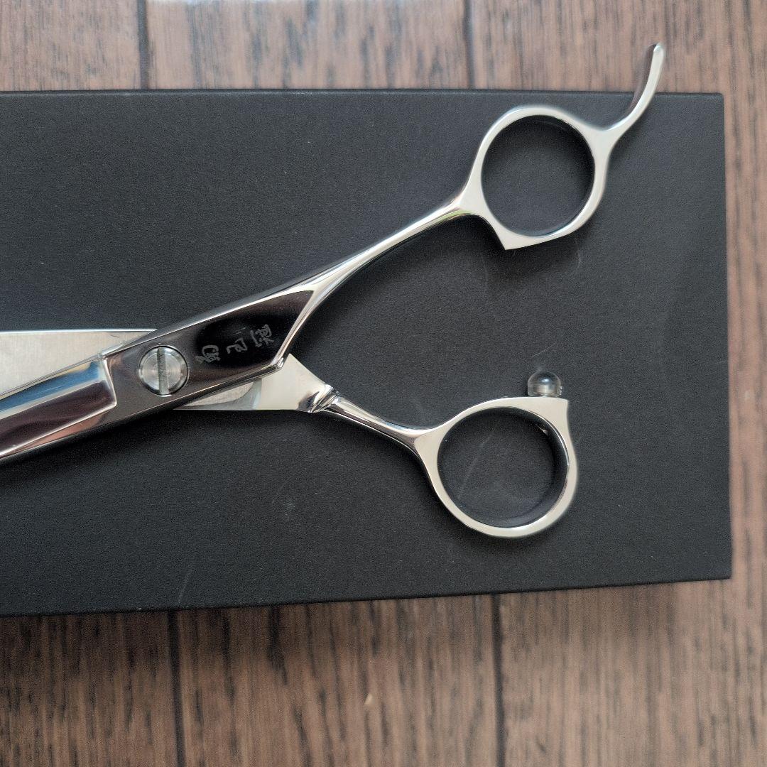 中野製作所 菊水no.1000 理美容 シザー 6.75インチ定価28.490円