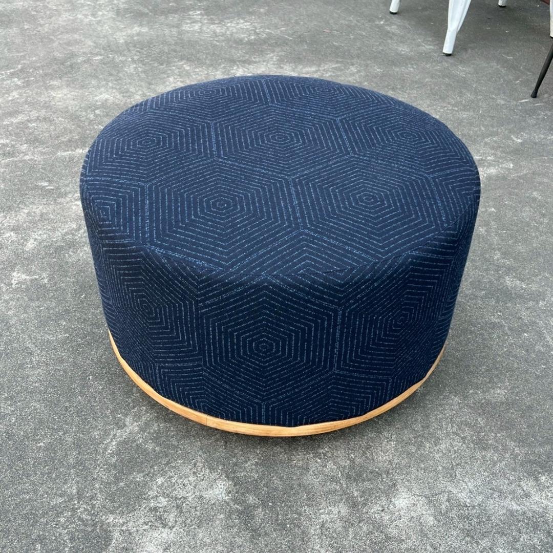 北欧テイスト PIBOT スツール ラウンド オットマン 紺 シンプル レトロ