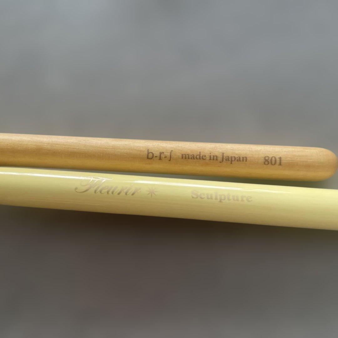 スカルプチュアネイルブラシ（ブラシ・カラー粉）