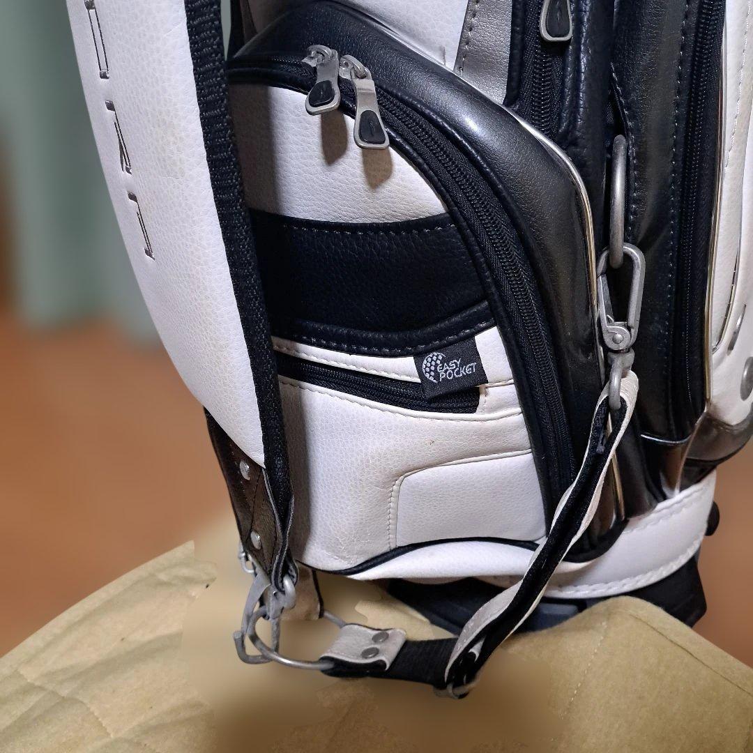 ティゴラゴルフキャディバッグ本格３点式ツアーバック。フード付き。9.5インチ