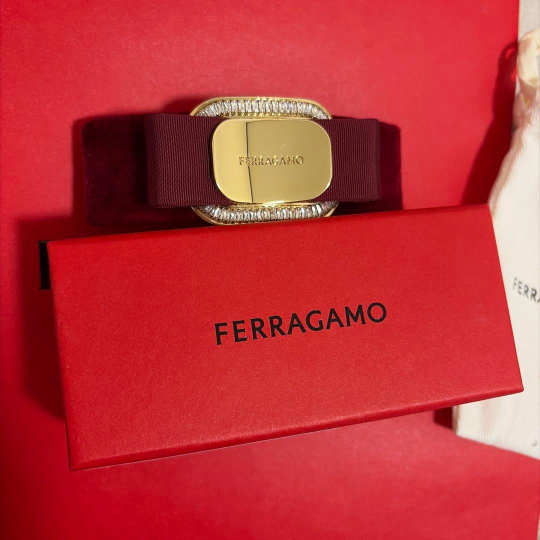 FERRAGAMO ワインレッド ヘアアクセサリー