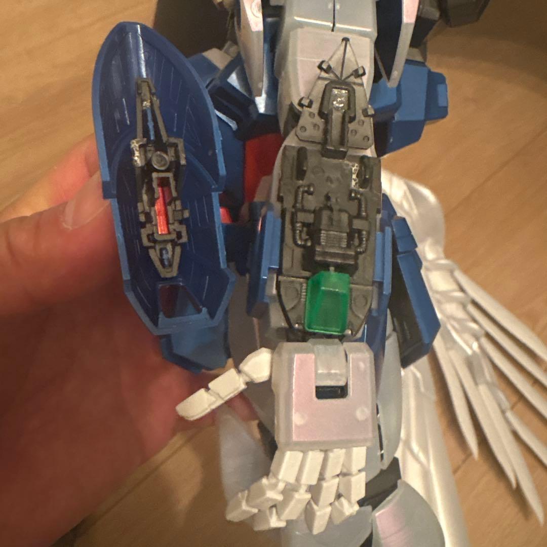 PG ウィングガンダム　パールコート仕様