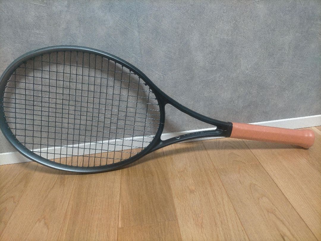 【新春特価1/3まで値下げ中】Wilson テニスラケット RF 01