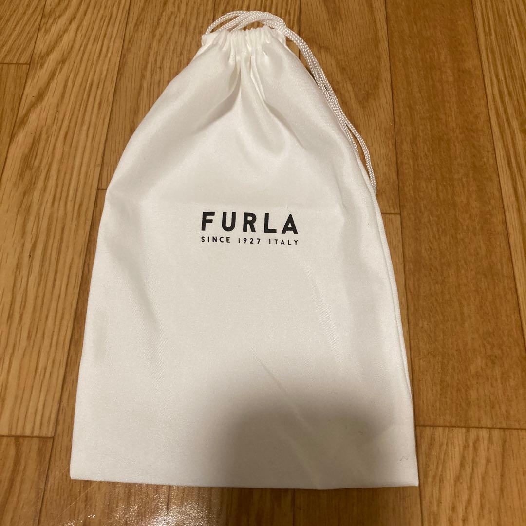 フルラ 長財布 黒ベージュ 美品