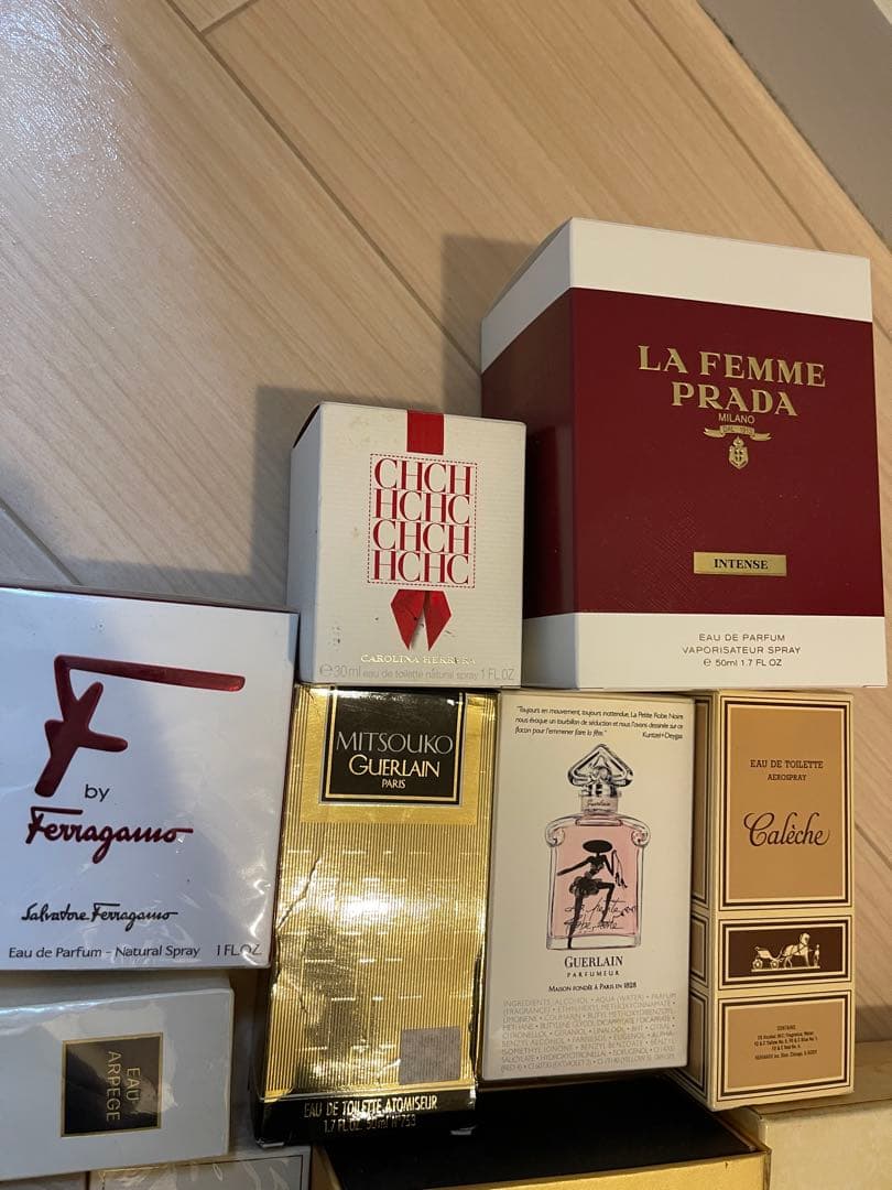 未使用　香水　エルメス　プラダ MITSOUKOなど