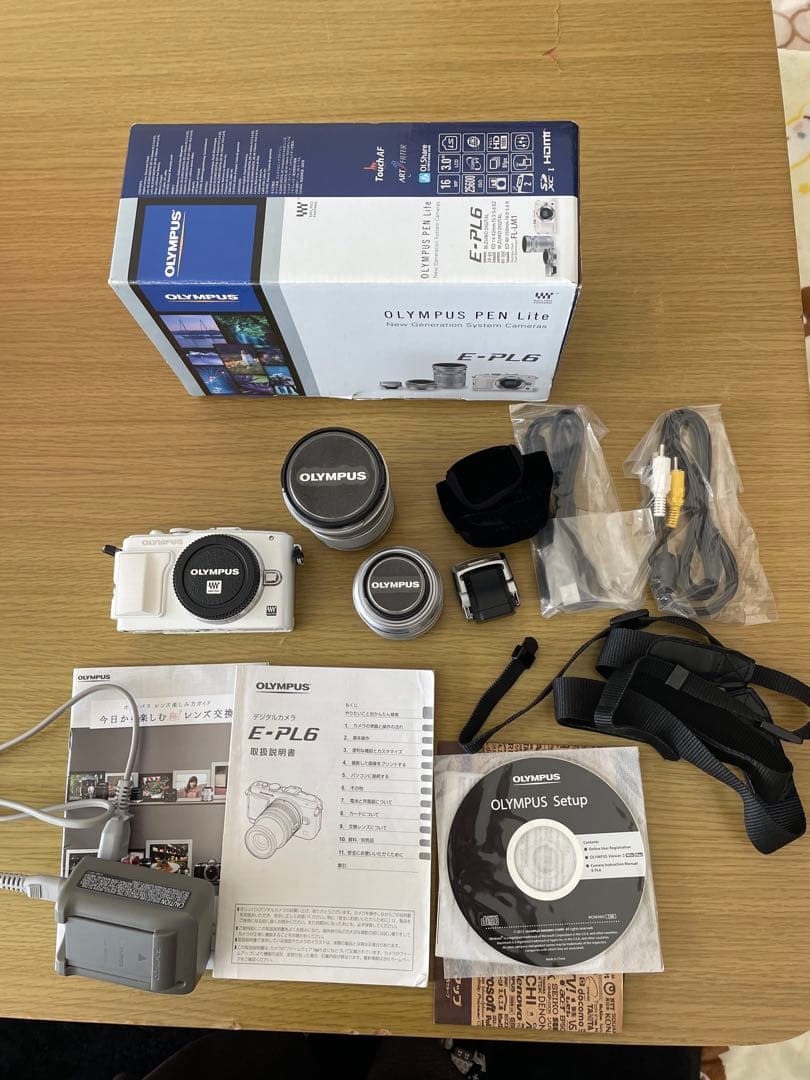OLYMPUS PEN Lite E-PL6 レンズ2本付き