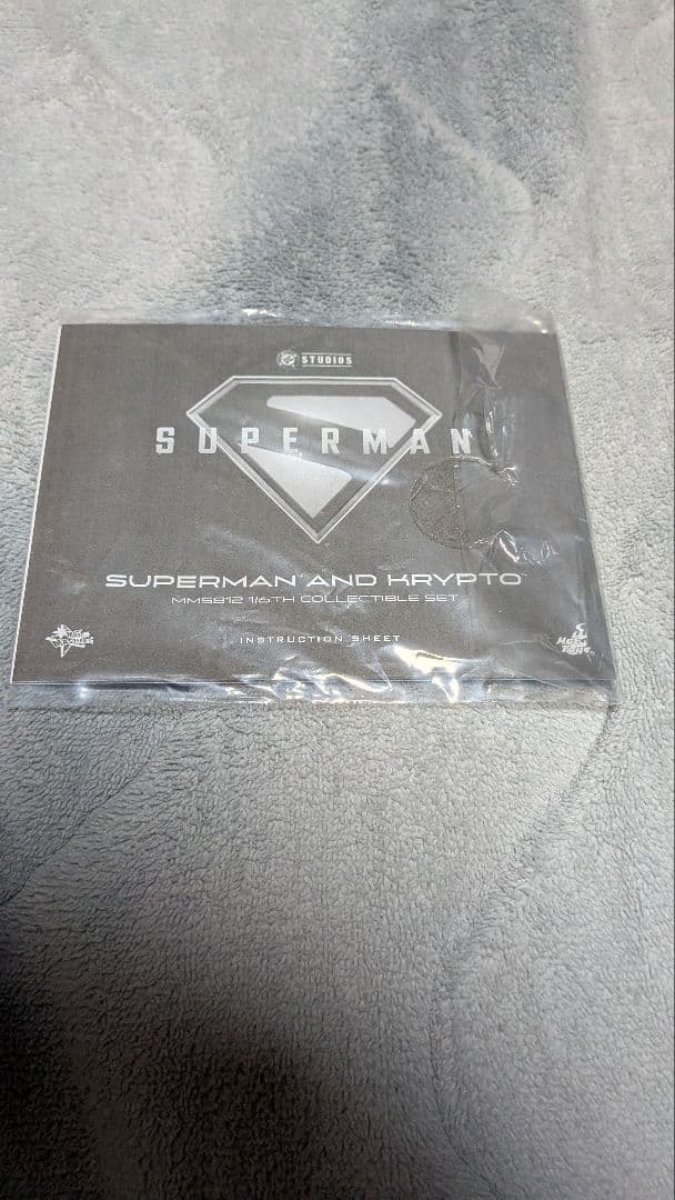 ア*ノ様 Hottoys ホットトイズ スーパーマン 2025 スーパーマン&ク