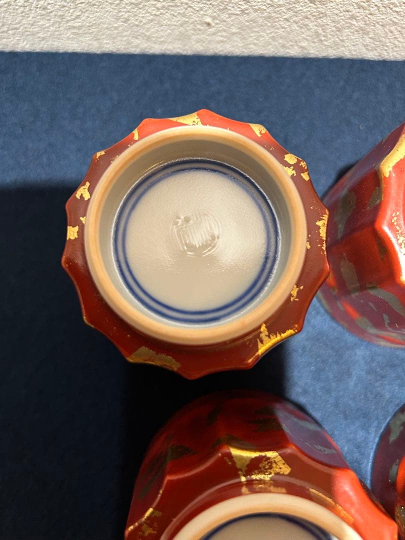 松谷窯/赤地金箔散 湯呑み五客