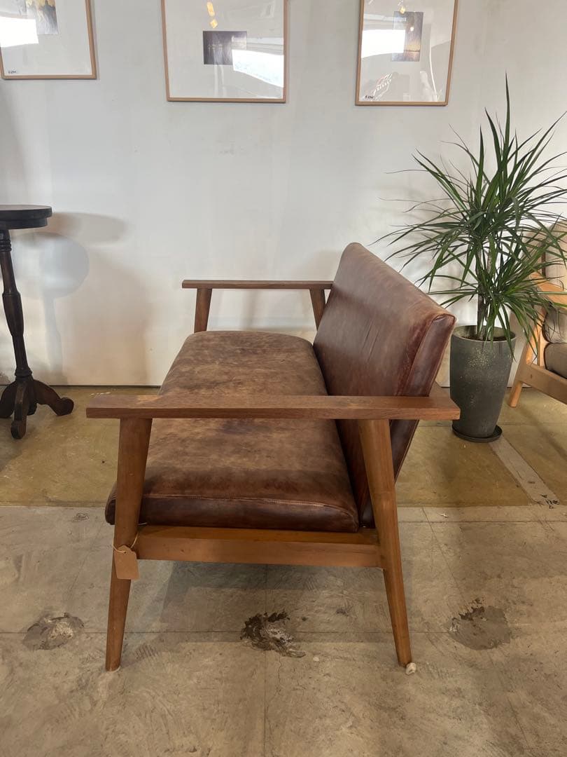 KJ　2人掛けヴィンテージ革ソファ