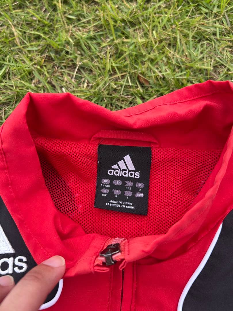 00s adidas ACミラン　ナイロンジャケット　y2k テック系