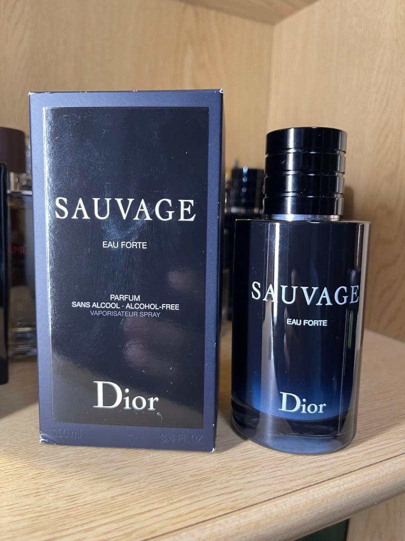 DIOR SAUVAGE オー フォルト パルファン 100ml