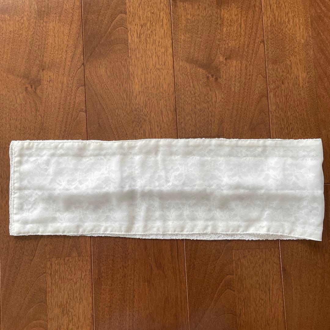 ふりふ　半衿　レース