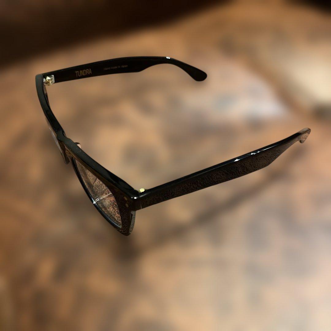 UNCROWD TUNDRA 調光サングラス