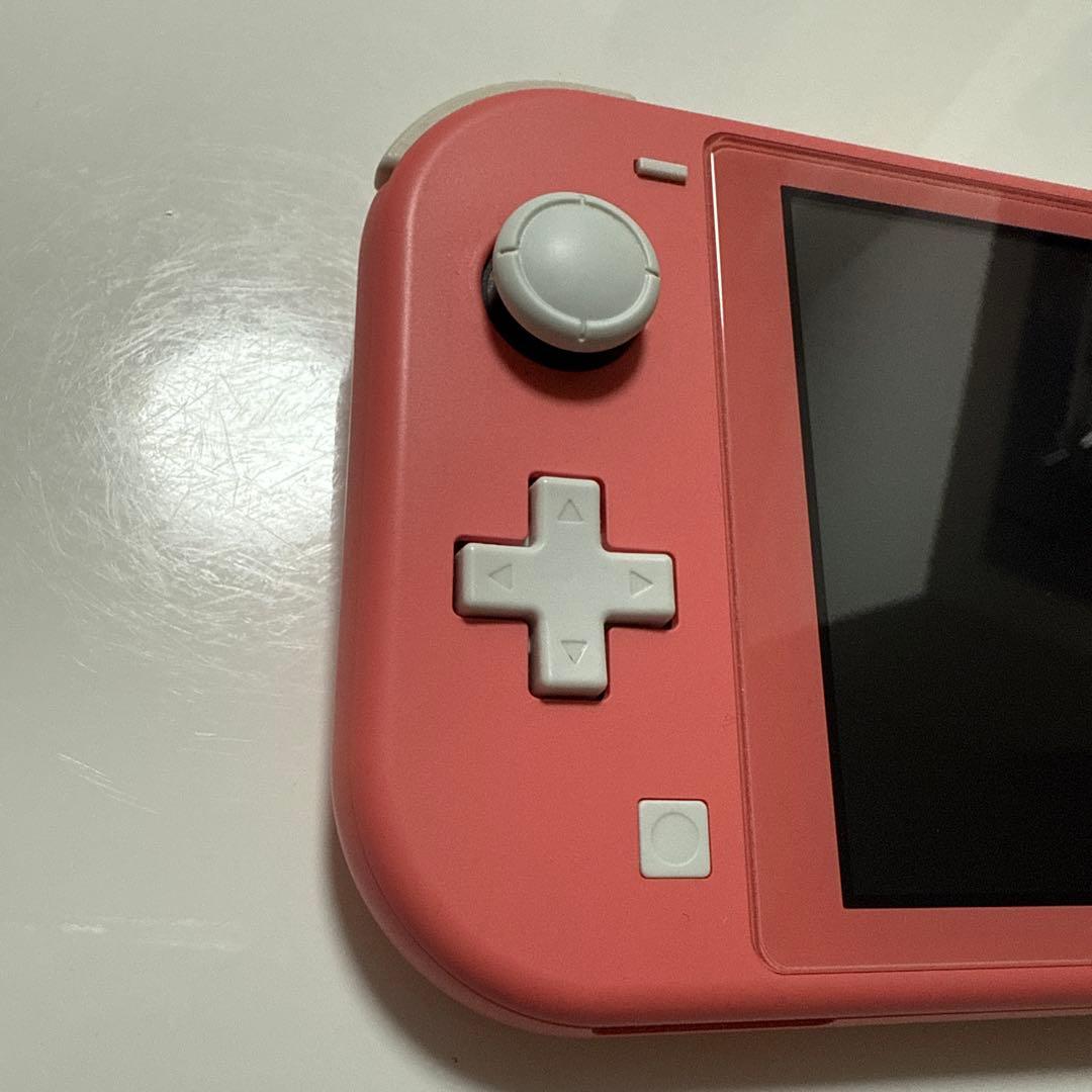 Nintendo Switch Lite コーラル　中古