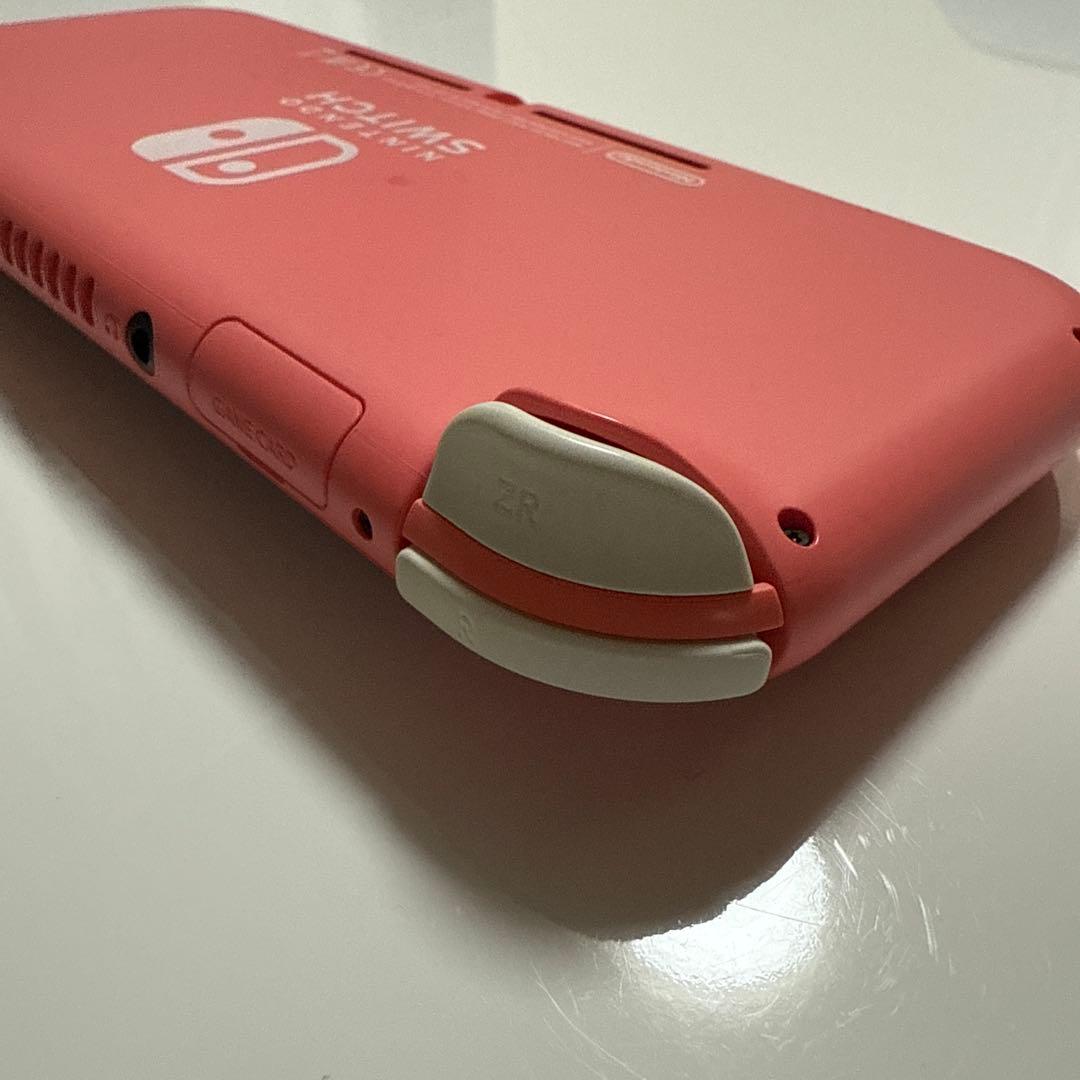Nintendo Switch Lite コーラル　中古