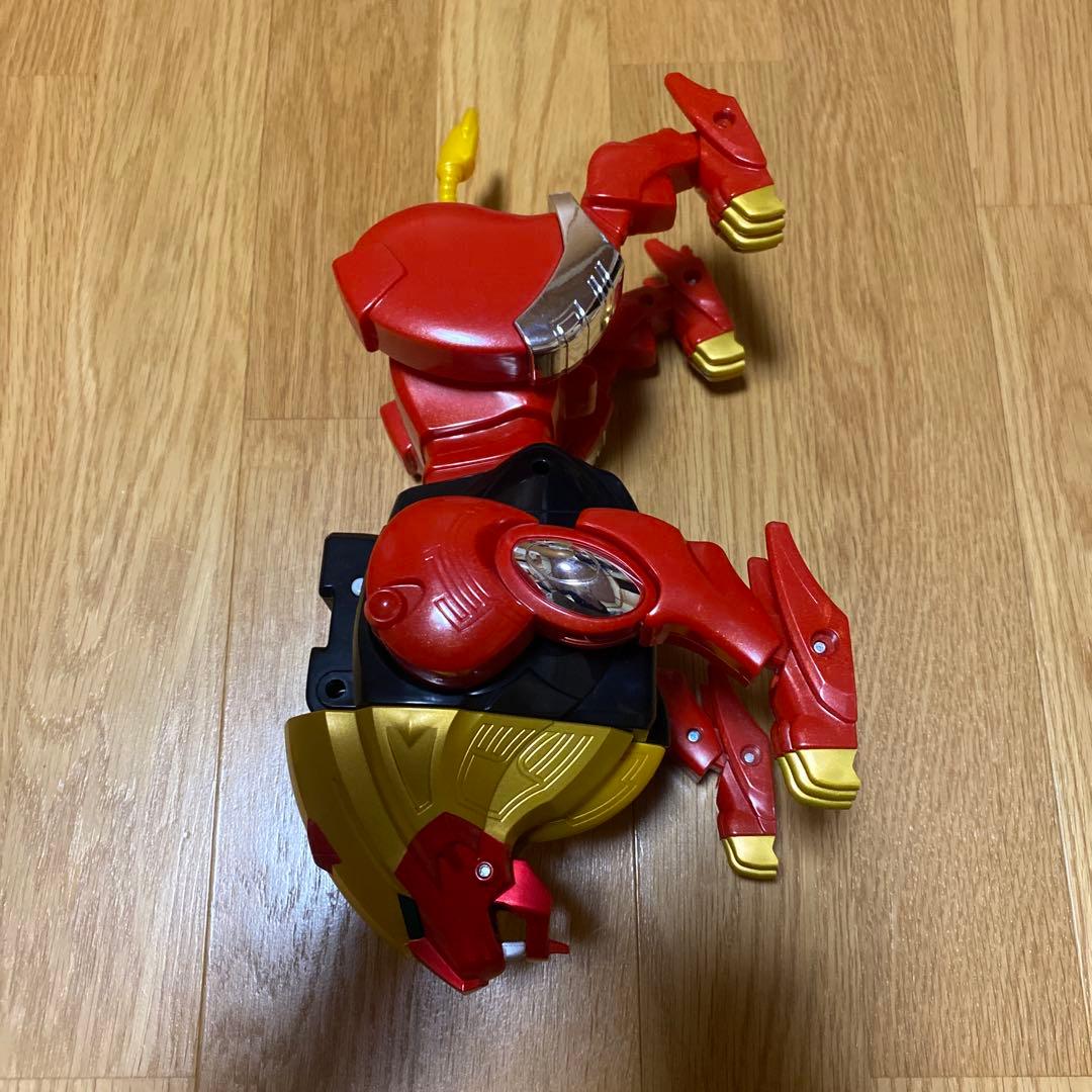 ガオレンジャー　ガオライオン　本体美品　部品欠品あり