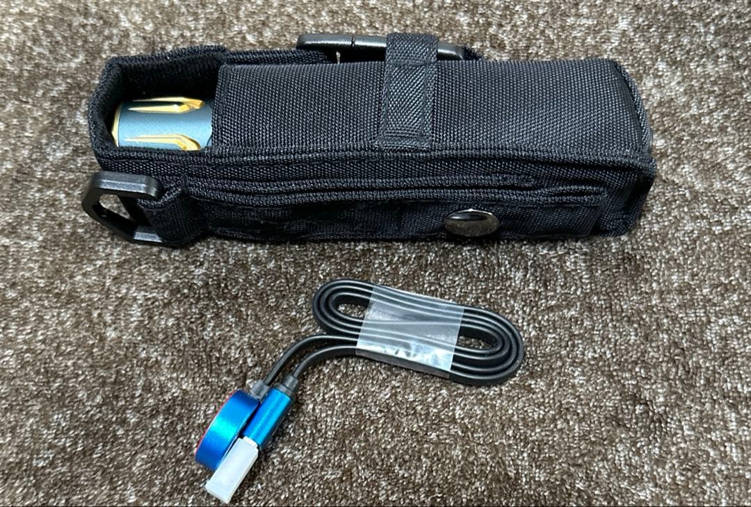 OLIGHT オーライト　WARRIOR 3S センサー付きタクティカルライト