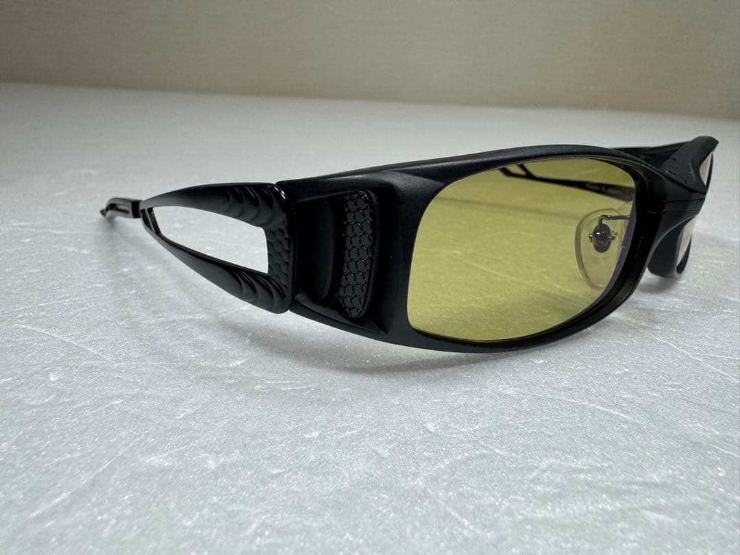 ジール　Vanq Titanium サングラス　zealバンク　タレックス　偏光