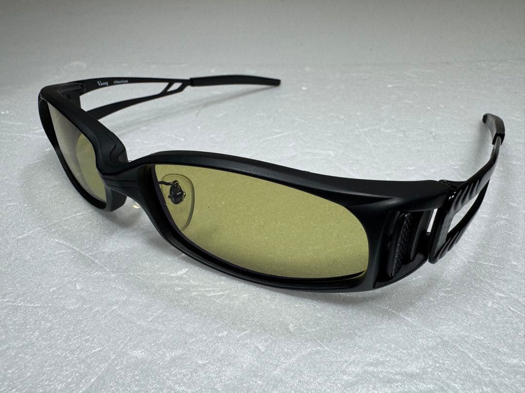 ジール　Vanq Titanium サングラス　zealバンク　タレックス　偏光