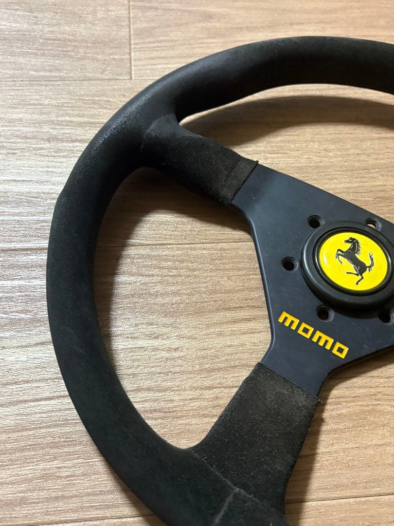 MOMO FERRARI 35パイ