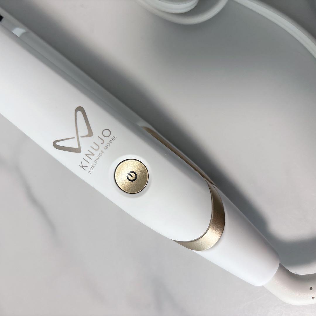 KINUJO ストレートヘアアイロン ホワイト　DS200 最新型