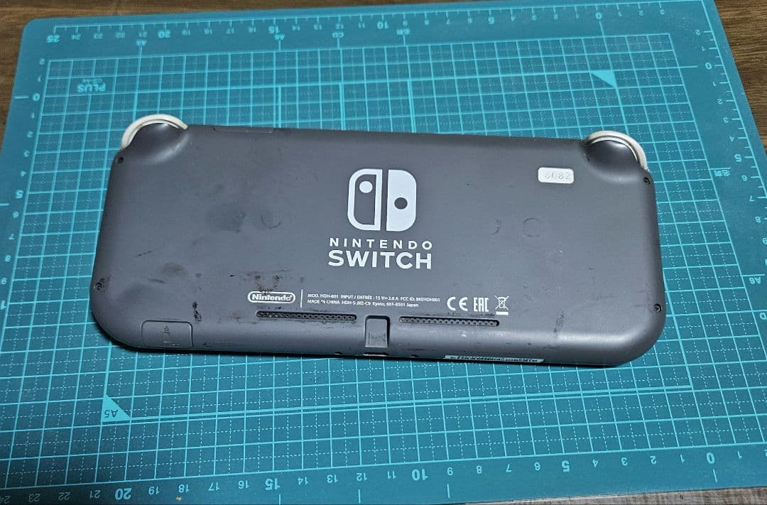 ち*様 Nintendo Switch Lite グレー 本体 ジャンク