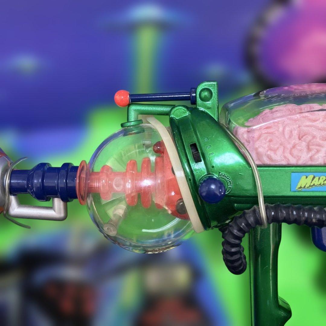 マーズアタック スペース　ガン　未開封　光線銃　フィギュア