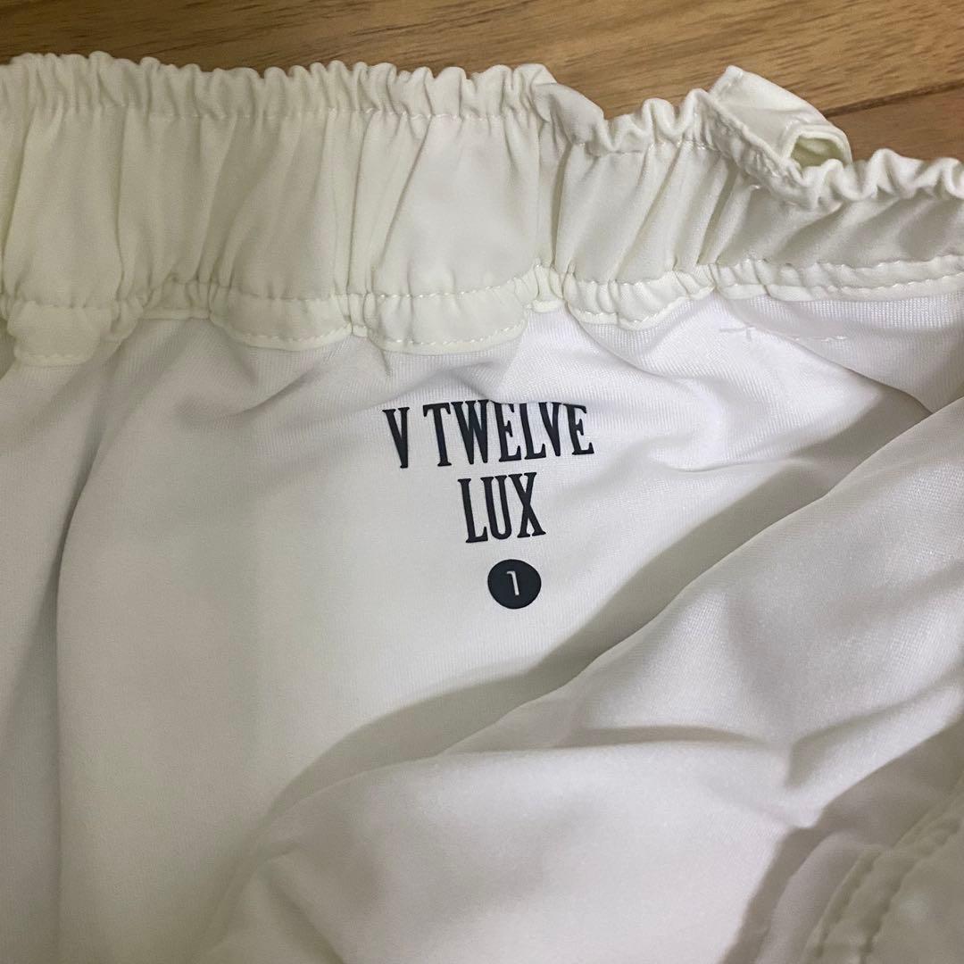 新品タグ付き　V12 レディース　ゴルフウエア　スカート