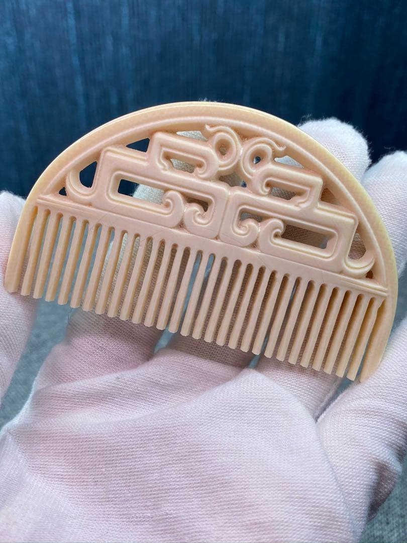 天然マンモス牙美しい手作り彫刻 一櫛百順 髪櫛(23g)