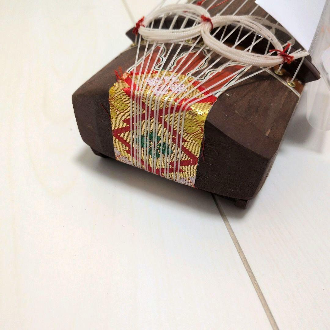 小梅　ミニ琴　短琴　木製琴　和楽器　13弦　アンティーク　台座付き