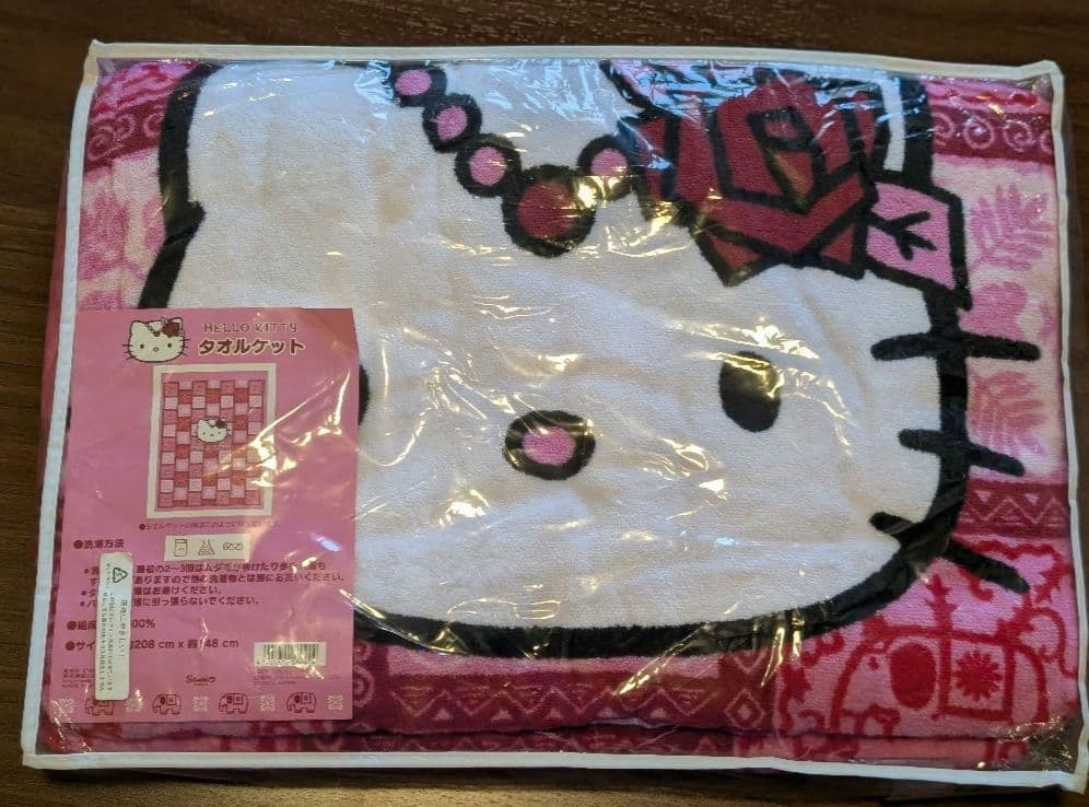 激レア！　ハローキティ　アジアン　ローズ　タオルケット　2001年 　入手困難