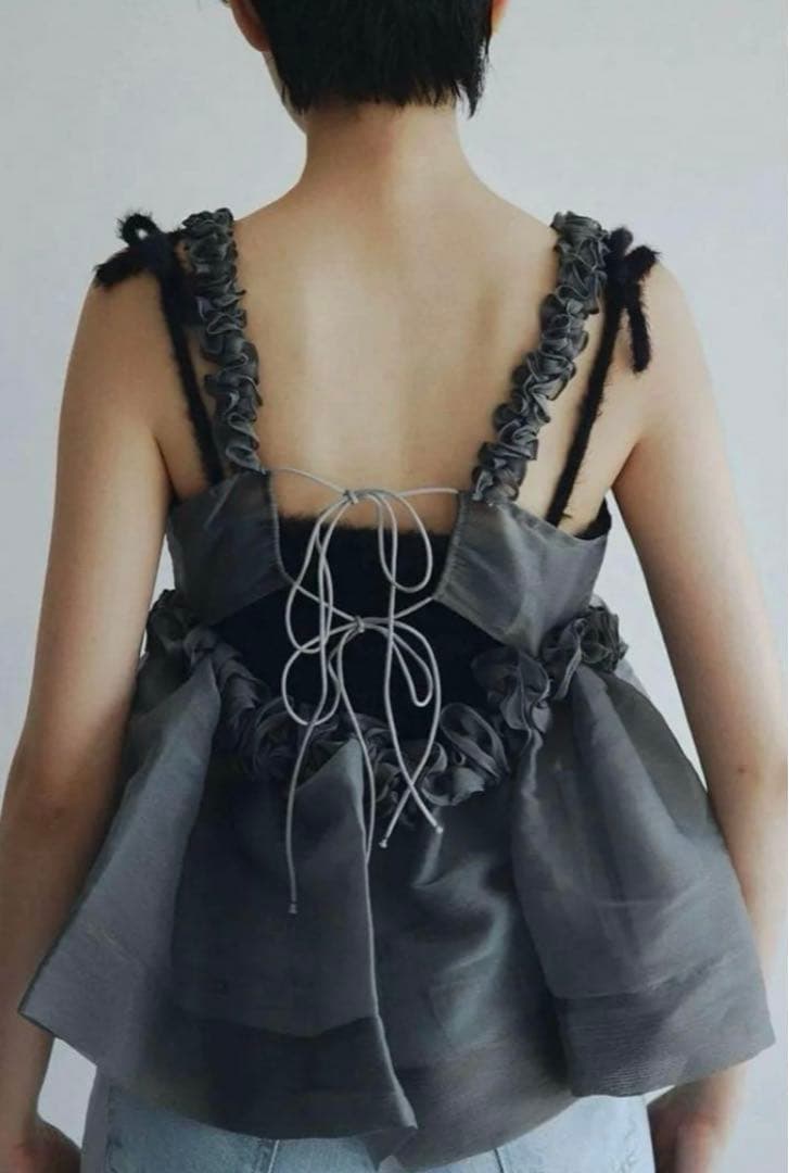 Bibiy.CHLOE PEPURAMUBUSTIER シアーキャミソール