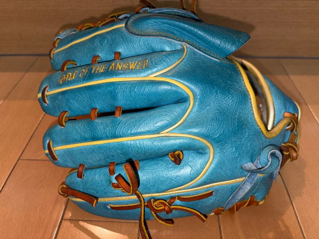 ワンオブジアンサー 軟式グローブ