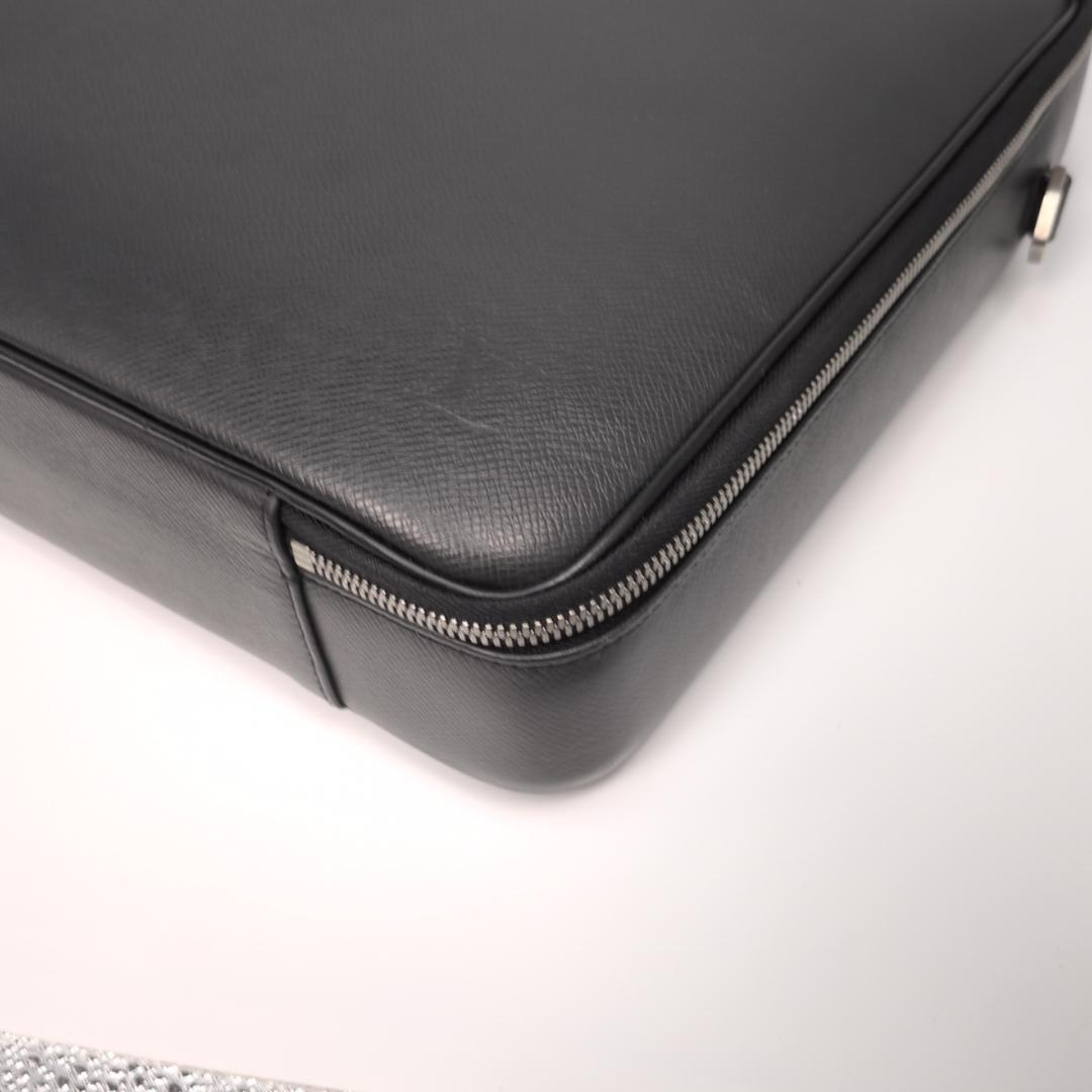 良品✨ルイヴィトン ビジネスバッグ タイガ レザー グレー HC