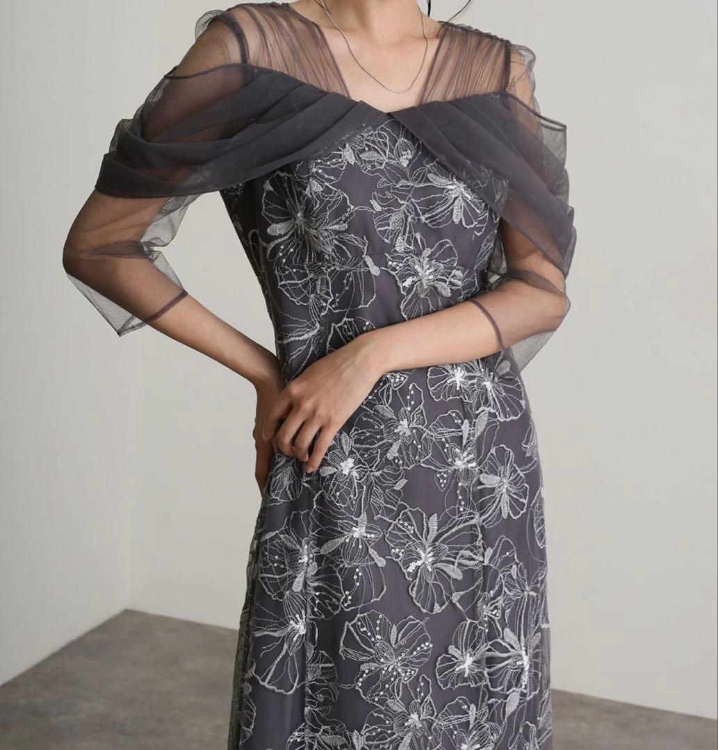 オフショルダースパンコール刺繍レースドレス