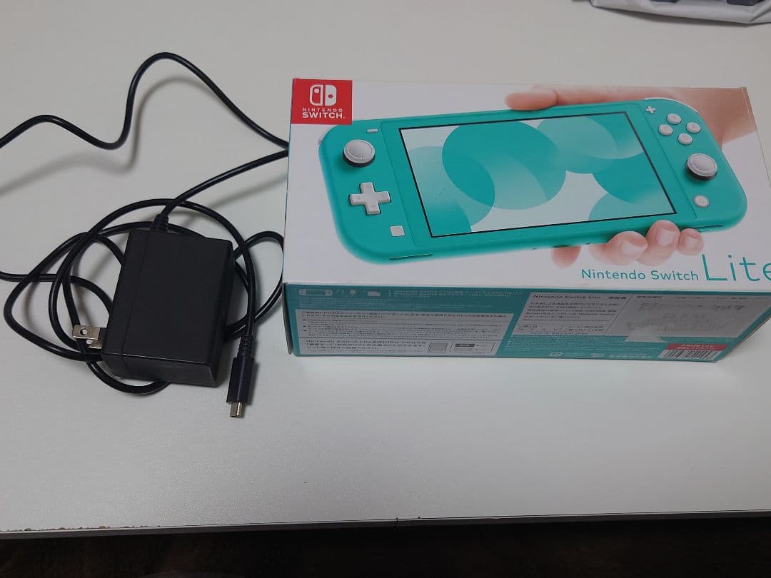 Nintendo Switch Lite ターコイズ 本体 箱・ACアダプター有