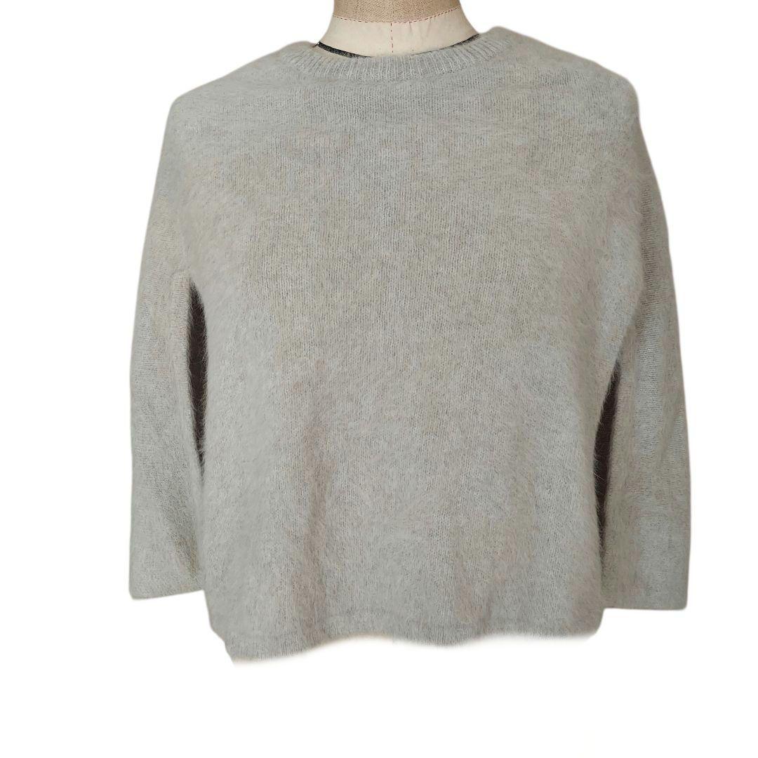 美品✨BEARDSLEY ファーニットポンチョ　ライトグレー