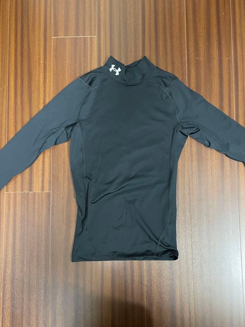 Under Armour ブラック コンプレッションウエア上下　2セット 美品