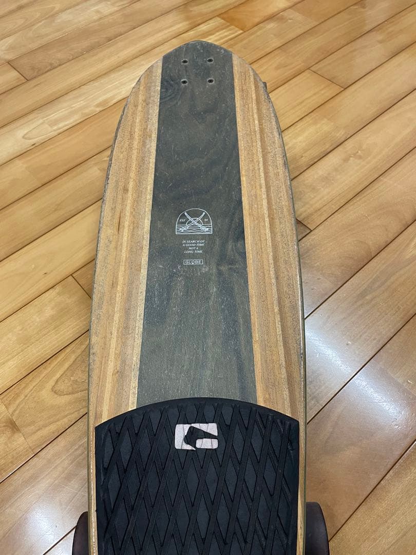 GLOBE サーフスケートボード