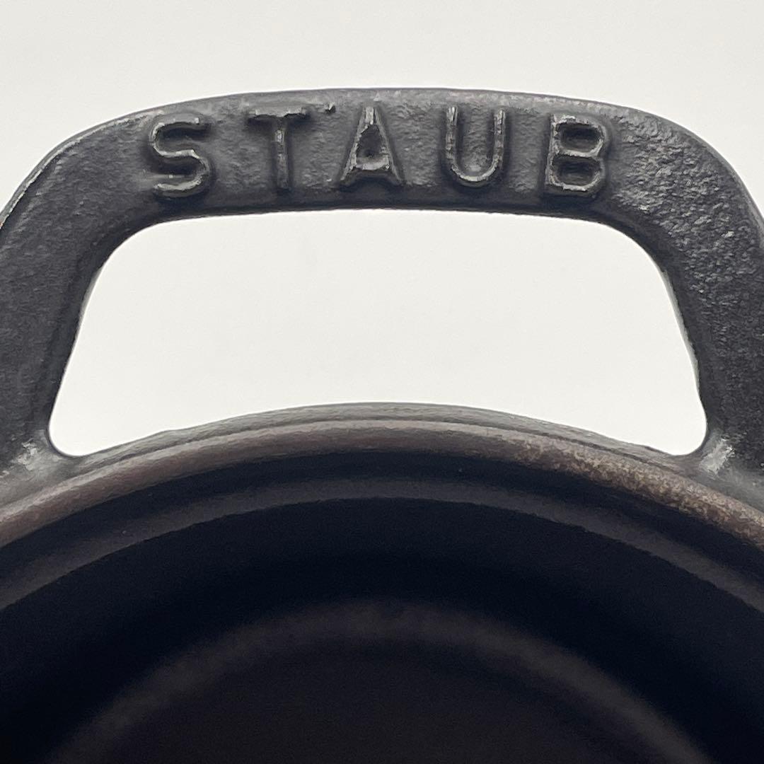 staub ストウブ　ピコ•ココット オーバル　23cm ブラック 両手鍋