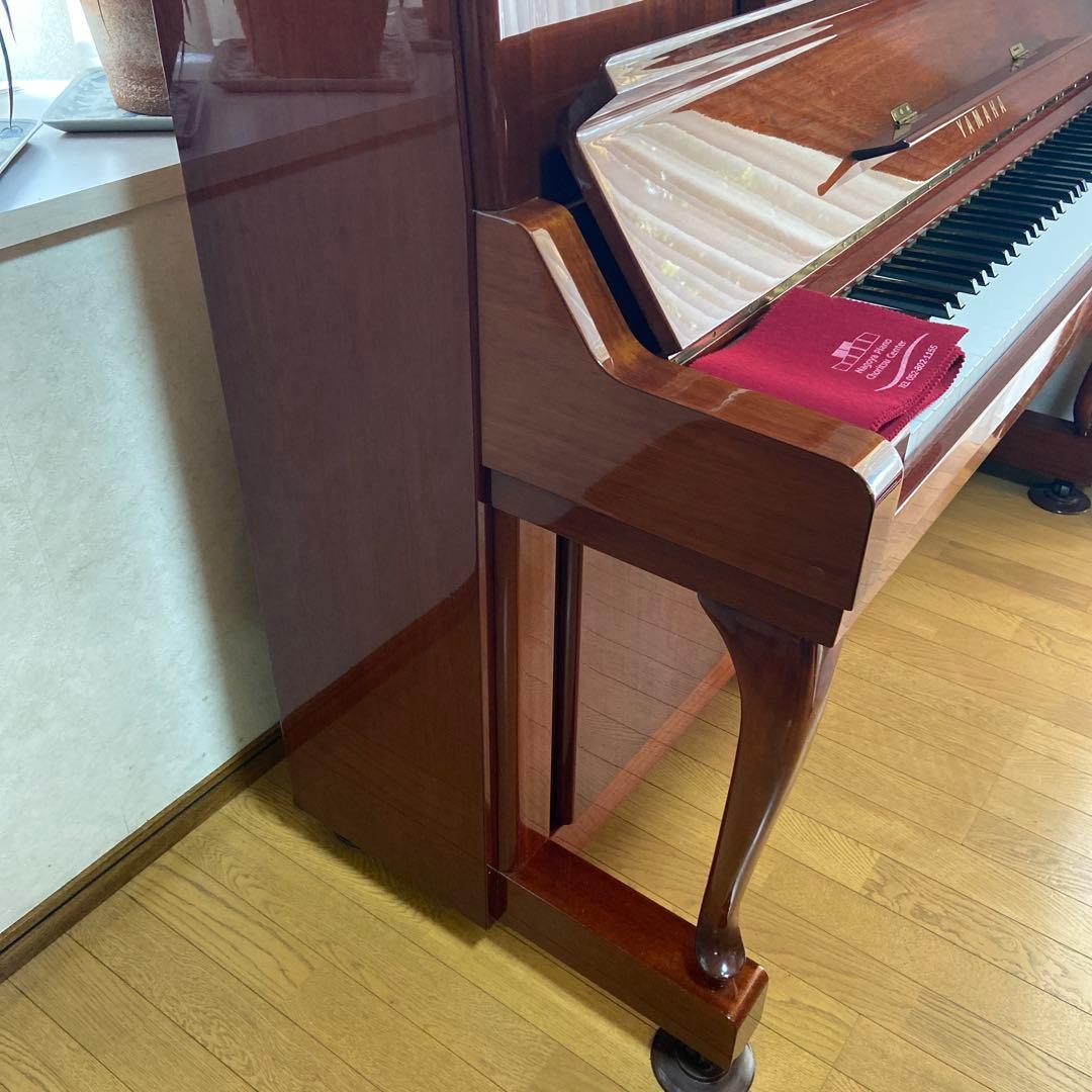 YAMAHA W106B アップライトピアノ　木目調　猫足タイプ