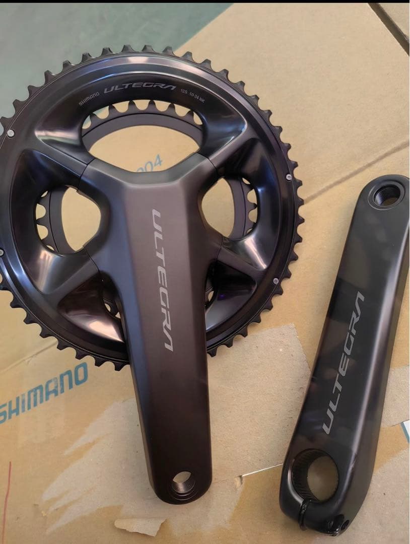 シマノULTEGRA R8100シリーズ 2×12速 コンポセット