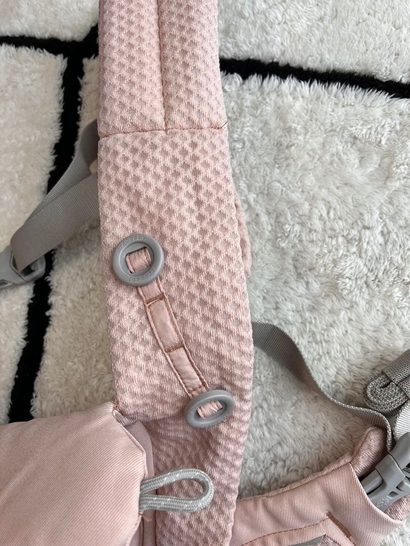 美品　エルゴベビー　 抱っこ紐　 オムニブリーズ　ピンククオーツ