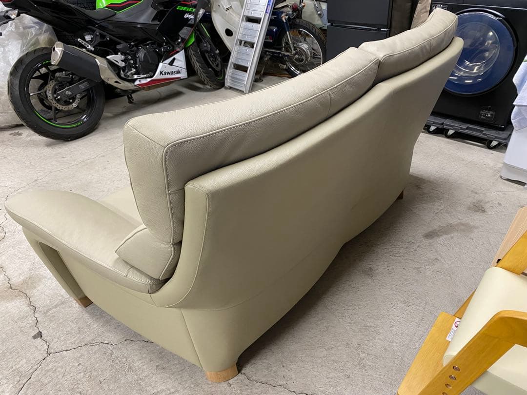 あ*こ様 ⭐︎カリモク ソファ 2人掛(大) ZW7322E807 ソフトグレイ